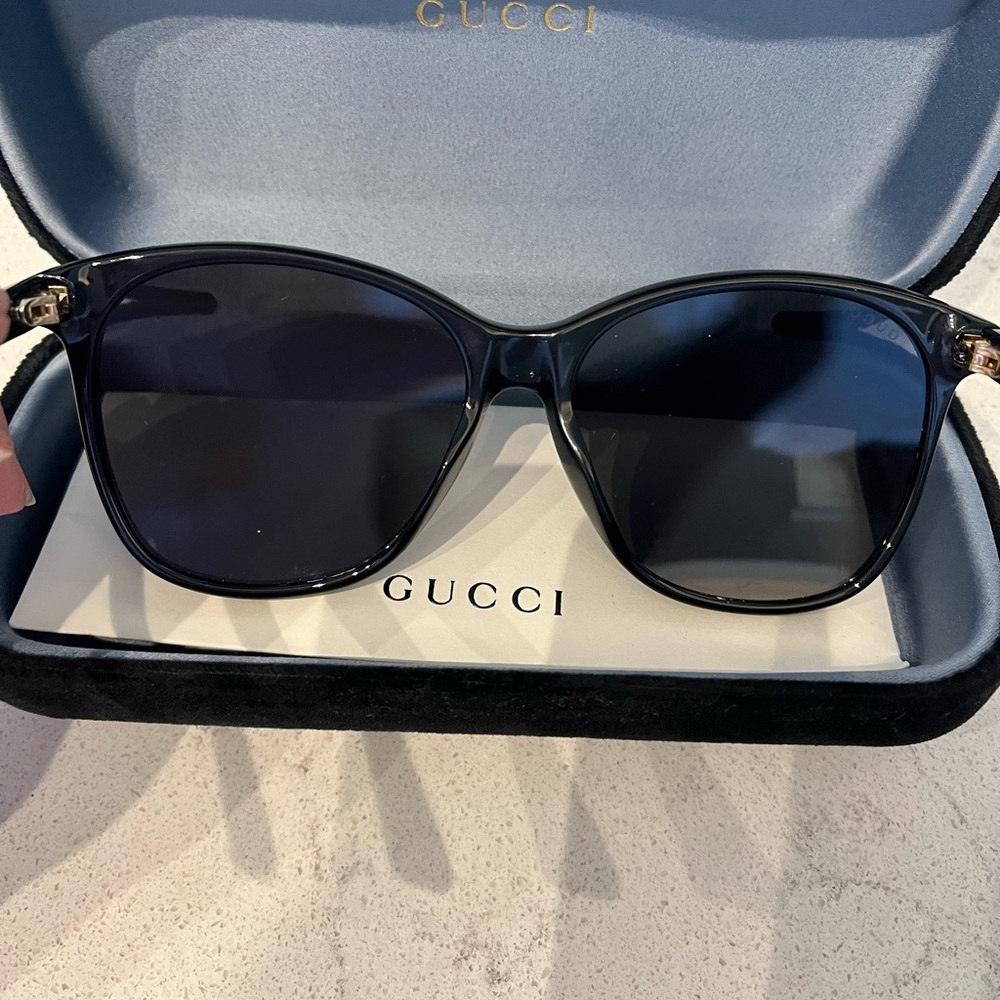 Gucci Eyewear Round Frame Sunglasses Black - Picture 9 of 11